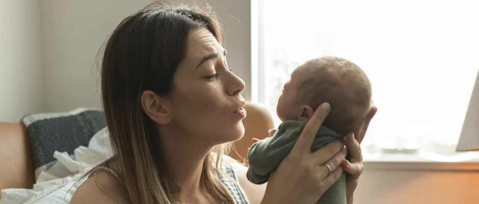 Newborn Care Classes & Courses in London, Melbourne, and New York